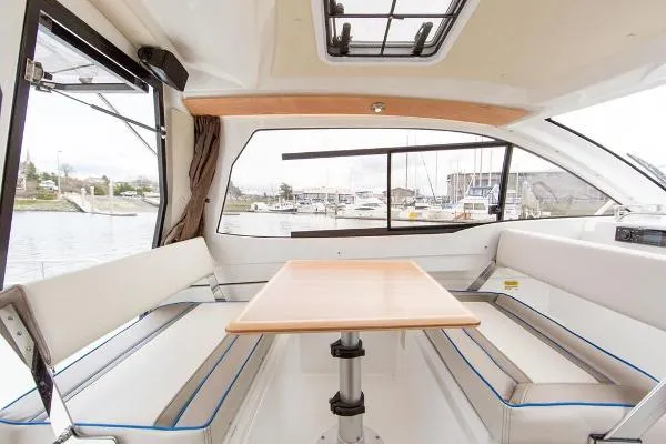 Slide: The Image of Cutwater 24 coupe 2020 - 4