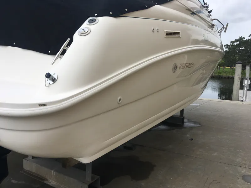 Slide: The Image of Rinker Fiesta Vee 266 1998 - 4