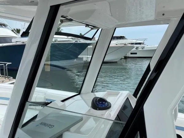 Slide: The Image of Intrepid 327 Center Console 2014 - 11