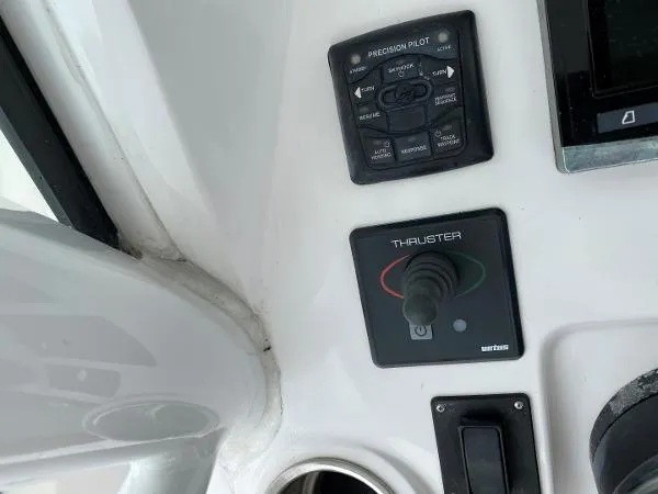 Slide: The Image of Intrepid 327 Center Console 2014 - 9