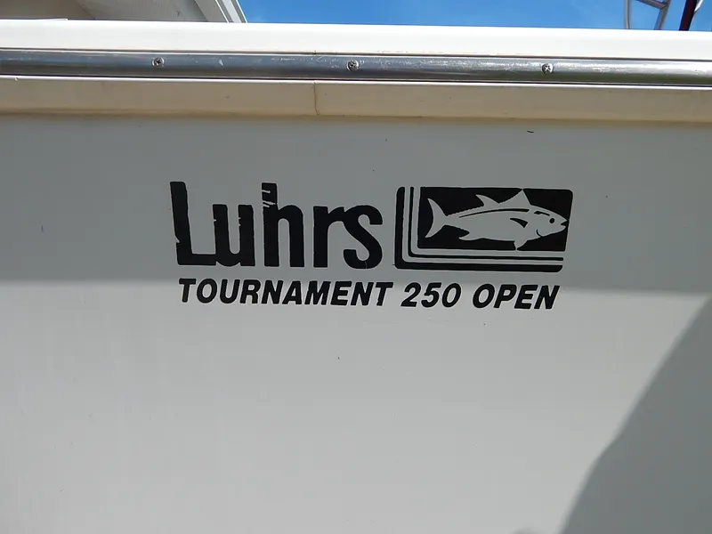 Slide: The Image of Luhrs 25 Open Tournament Twin Yanmar Diesel 1993 - 7