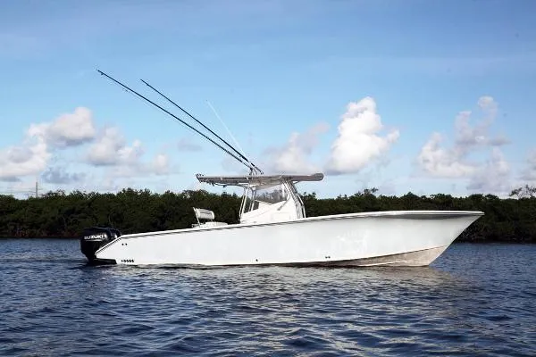 Slide: The Image of Palmetto 33 Center Console 2004 - 0
