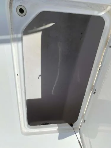 Slide: The Image of Palmetto 33 Center Console 2004 - 6