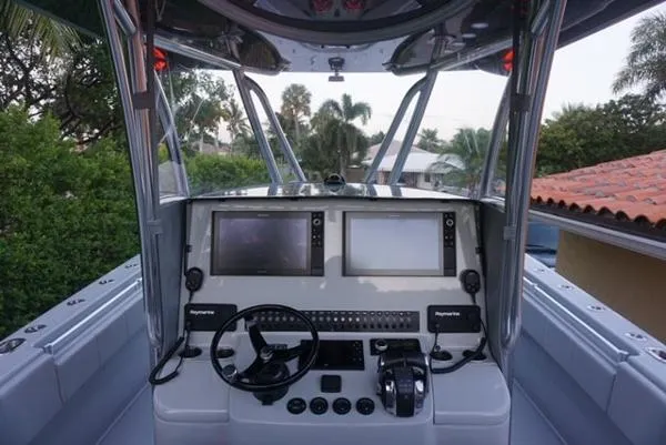 Slide: The Image of Contender 39ST 2020 - 1