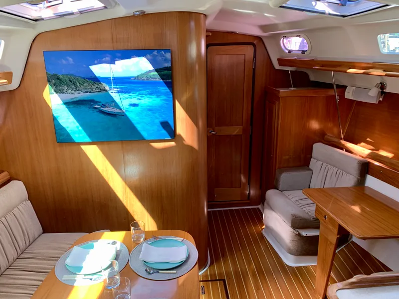 Slide: The Image of Catalina 350 2004 - 10