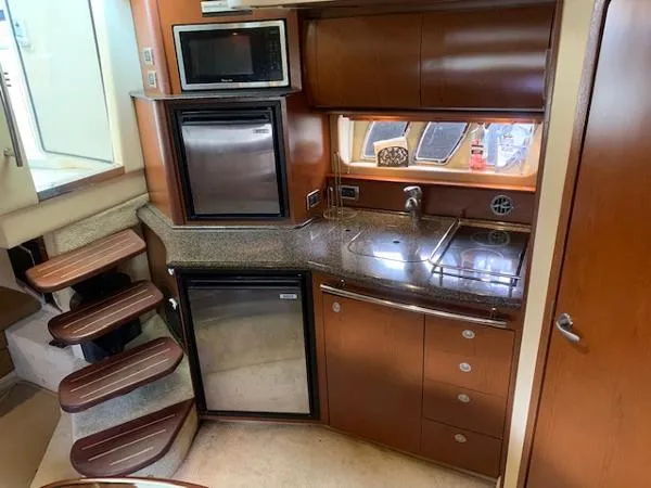 Slide: The Image of Sea Ray 380 Sundancer 2007 - 8