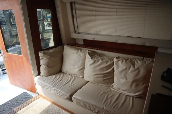 Slide: The Image of Luhrs 400 Convertible 1999 - 10