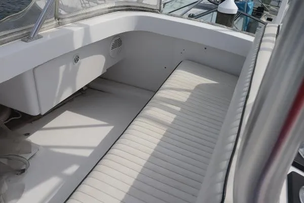 Slide: The Image of Luhrs 400 Convertible 1999 - 7