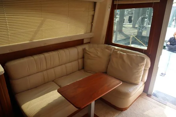 Slide: The Image of Luhrs 400 Convertible 1999 - 8
