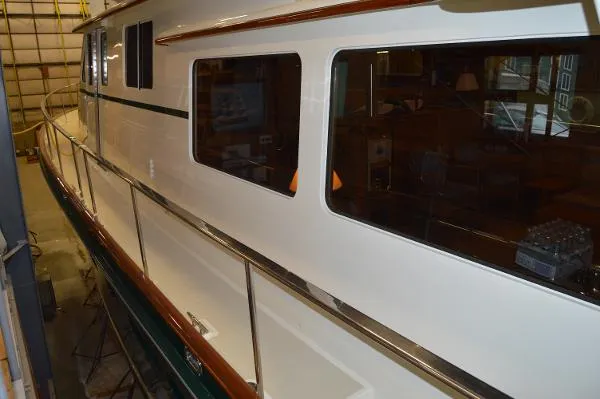 Slide: The Image of Custom Hunt Raised Pilothouse 1993 - 10