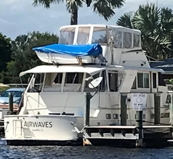 Slide: The Image of Hatteras 58 Yacht Fisherman 1974 - 2