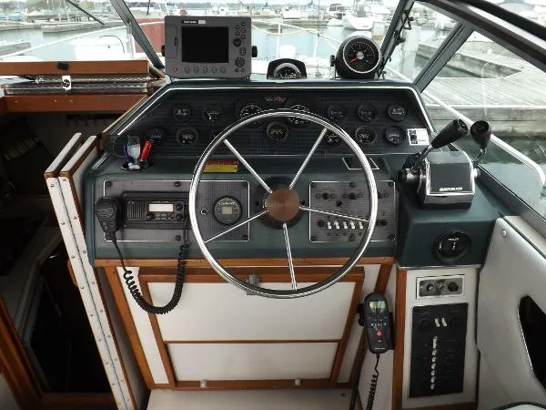 Slide: The Image of Sea Ray 270 Amberjack 1986 - 7