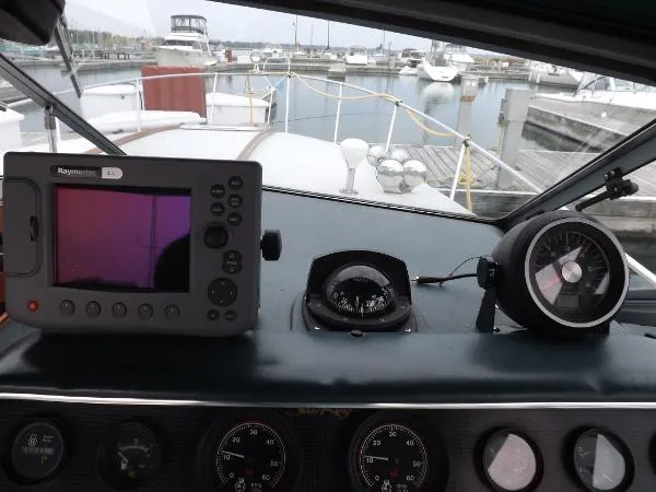 Slide: The Image of Sea Ray 270 Amberjack 1986 - 8