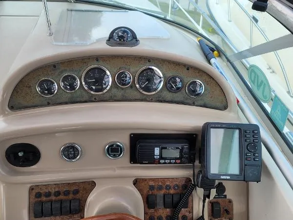 Slide: The Image of Sea Ray 270 Sundancer 2000 - 11