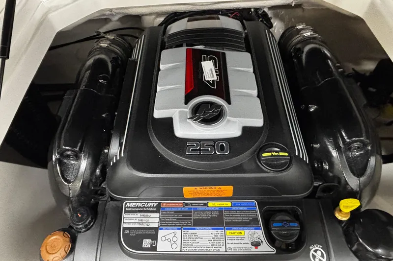 Slide: The Image of Engine of 2026 Chaparral 21 SSi boat, featuring Mercury 250 horsepower. - 27