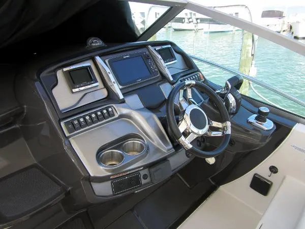 Slide: The Image of Monterey 355 Sport Yacht 2014 - 9