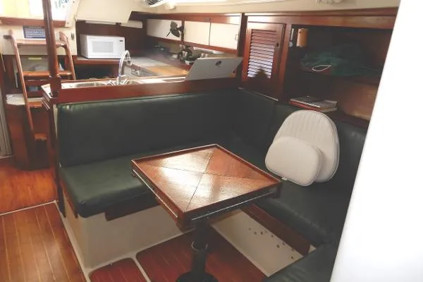 Slide: The Image of Catalina Cutter Rig 1988 - 2