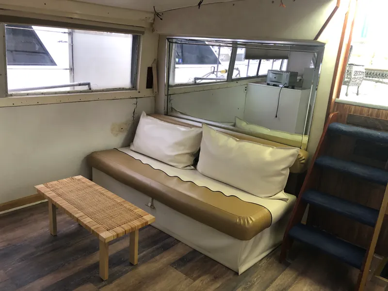 Slide: The Image of Bertram Motor Yacht 1975 - 4