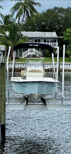 Slide: The Image of Key West 1720 Center Console 2016 - 1