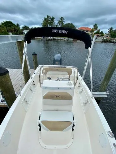 Slide: The Image of Key West 1720 Center Console 2016 - 2