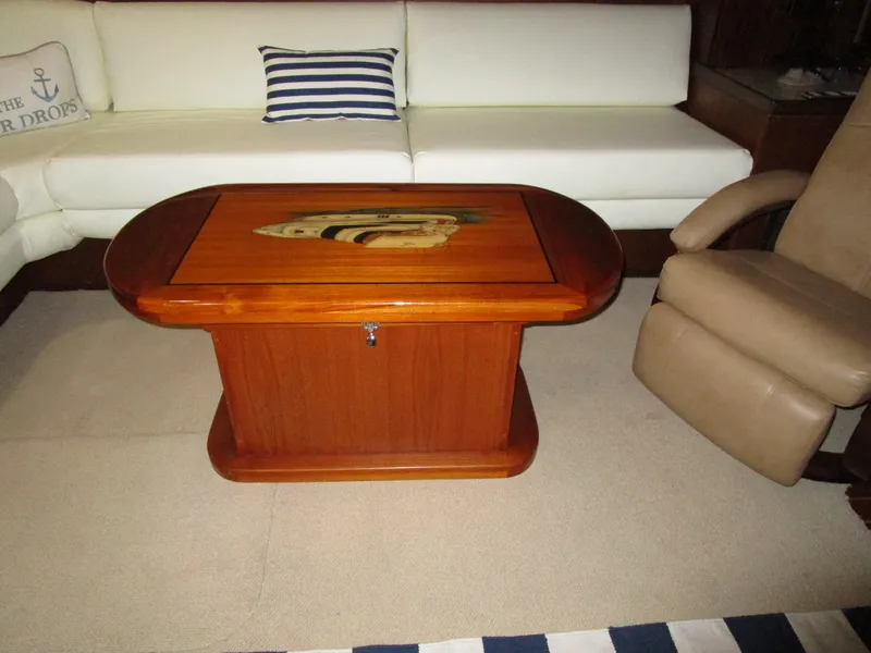 Slide: The Image of Hatteras Convertible 1987 - 5