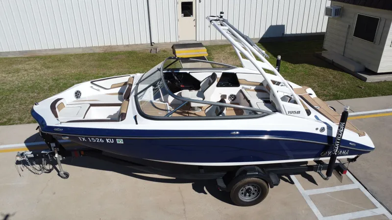 Slide: The Image of Yamaha TP1800C-XAP 2022 - 12