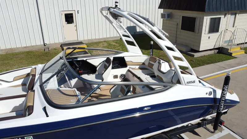 Slide: The Image of Yamaha TP1800C-XAP 2022 - 30