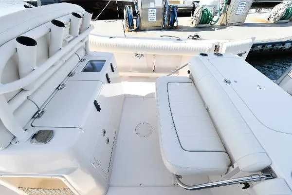 Slide: The Image of Grady-White 27 Center Console 2012 - 11