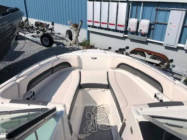 Slide: The Image of Chaparral 243 VR 2016 - 3