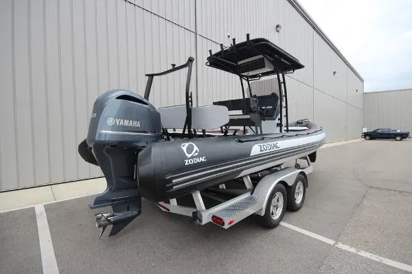 Slide: The Image of Zodiac Open 7 NEO T-Top 250hp In Stock 2021 - 5