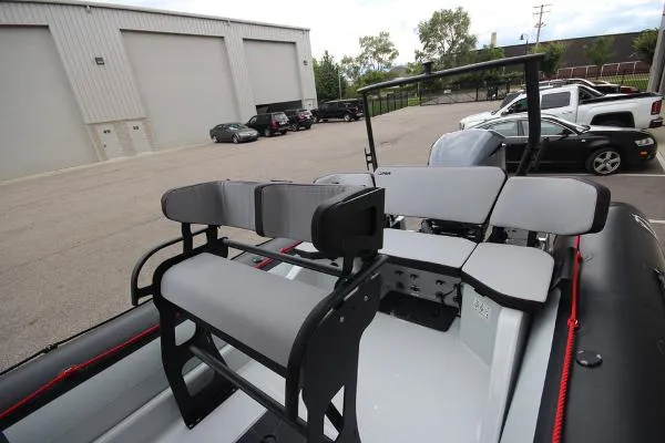 Slide: The Image of Zodiac Open 7 NEO T-Top 250hp In Stock 2021 - 9
