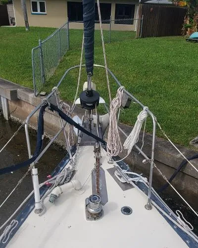 Slide: The Image of Bruce Roberts 44 Center Cockpit Ketch 1987 - 4