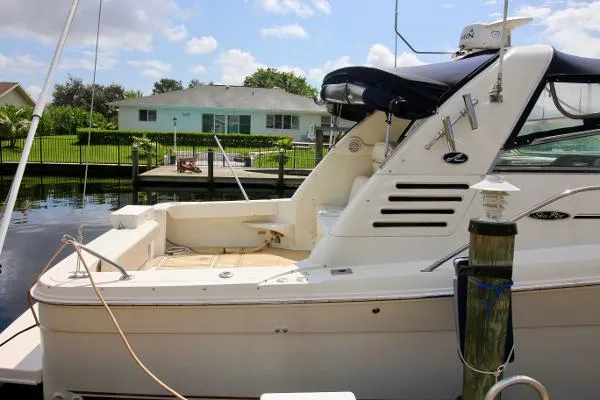 Slide: The Image of Sea Ray 340 Amberjack 2001 - 7