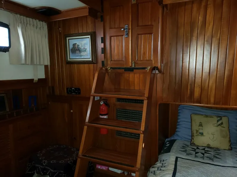 Slide: The Image of DeFever Trawler 1987 - 6