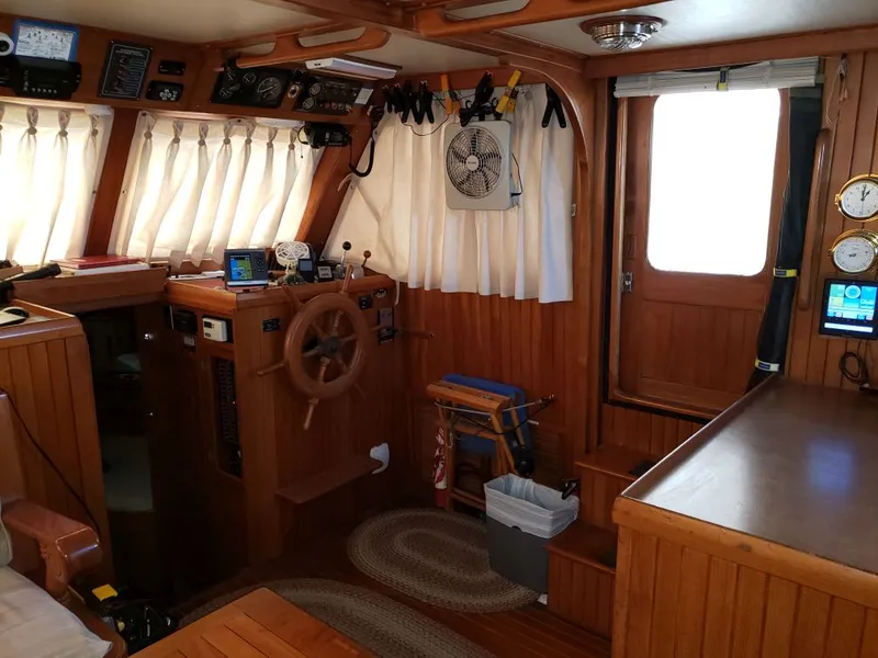 Slide: The Image of DeFever Trawler 1987 - 7