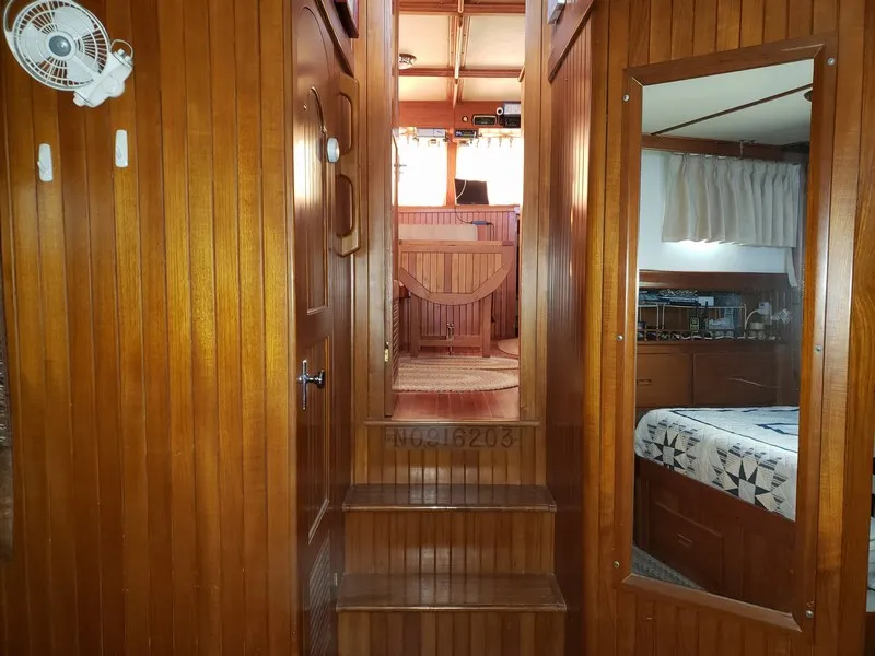 Slide: The Image of DeFever Trawler 1987 - 9