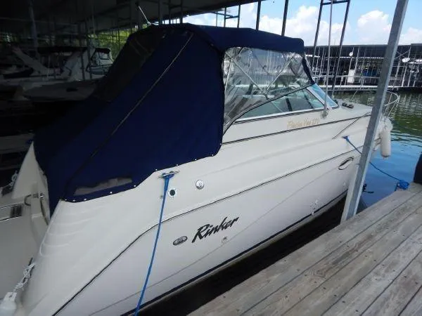 Slide: The Image of Rinker 270 Fiesta Vee 2000 - 1