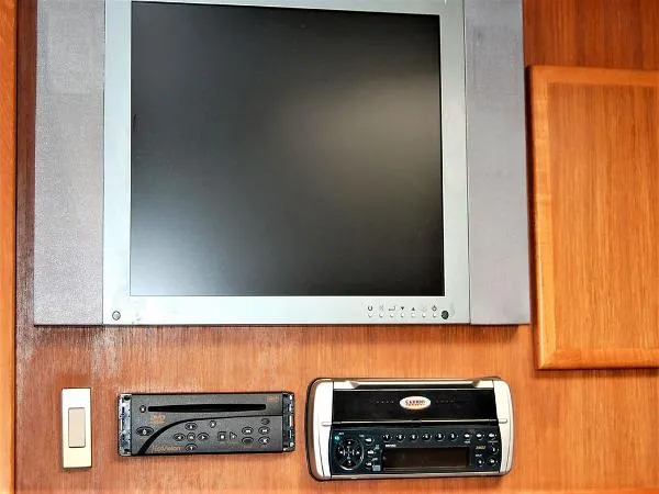 Slide: The Image of Topaz 32 Express 2004 - 3