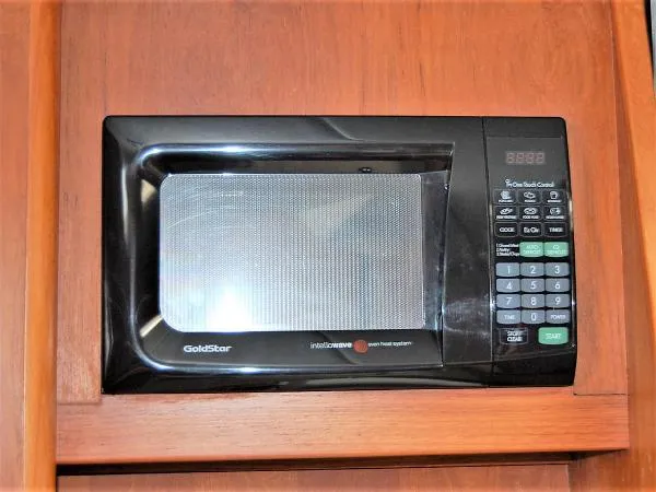 Slide: The Image of Topaz 32 Express 2004 - 5