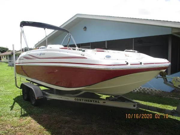 Slide: The Image of Hurricane SunDeck Sport 188 OB 2015 - 0