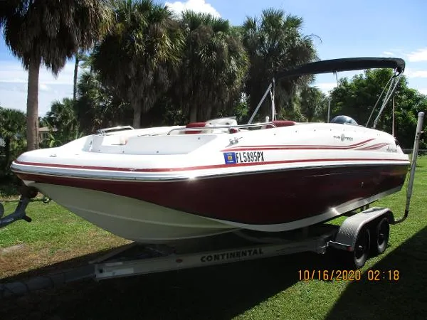 Slide: The Image of Hurricane SunDeck Sport 188 OB 2015 - 1