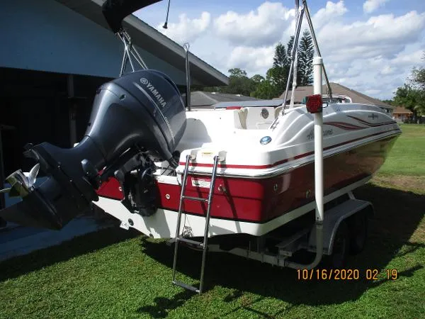 Slide: The Image of Hurricane SunDeck Sport 188 OB 2015 - 4