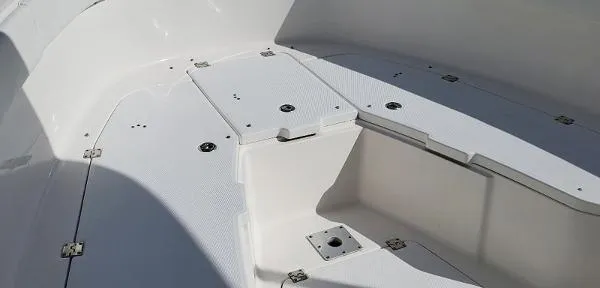Slide: The Image of Robalo R300 Center Console 2013 - 3