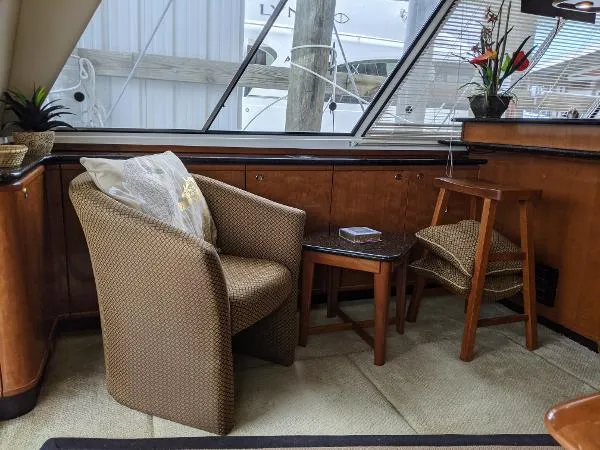 Slide: The Image of Meridian 490 Pilothouse 2007 - 7