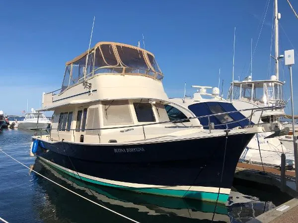 Slide: The Image of Mainship 400 Trawler 2008 - 1