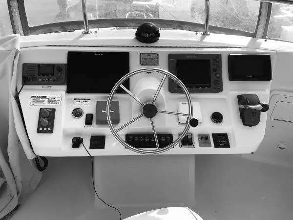 Slide: The Image of Mainship 400 Trawler 2008 - 9