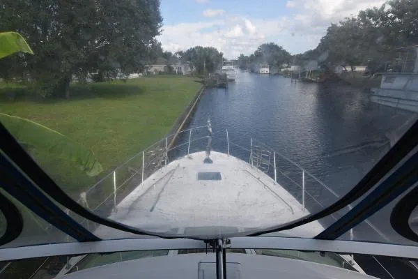Slide: The Image of Sea Ray 420 Aft Cabin 1998 - 8