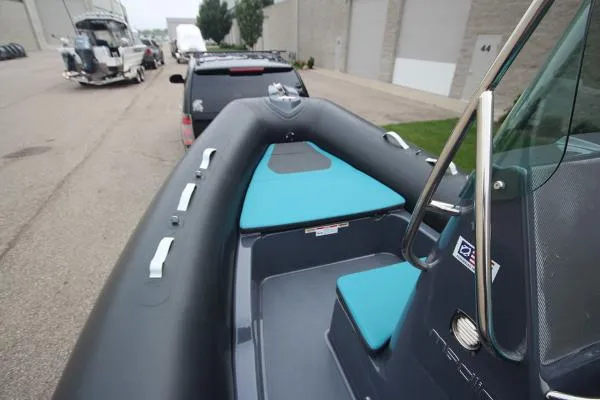 Slide: The Image of Zodiac Medline 580 NEO 115hp In Stock 2021 - 2