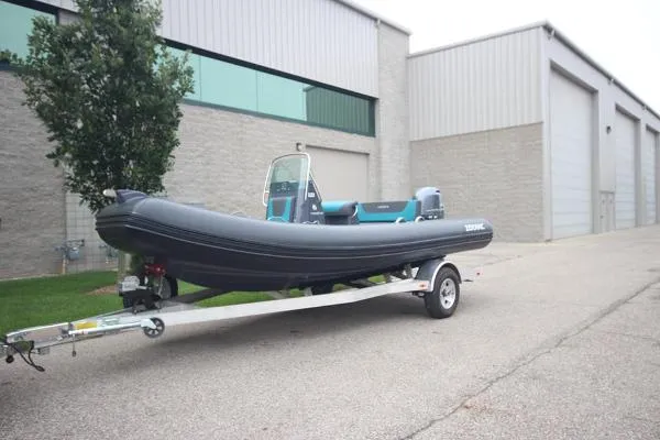 Slide: The Image of Zodiac Medline 580 NEO 115hp In Stock 2021 - 3