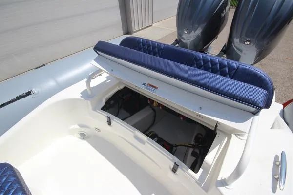Slide: The Image of Zodiac Custom Pro 850 Optimum Twin 250hp In Stock 2022 - 11
